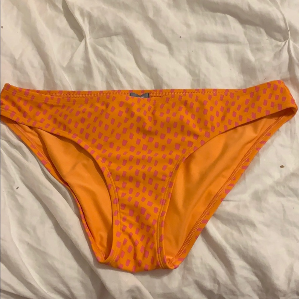 bikini bottoms never worn